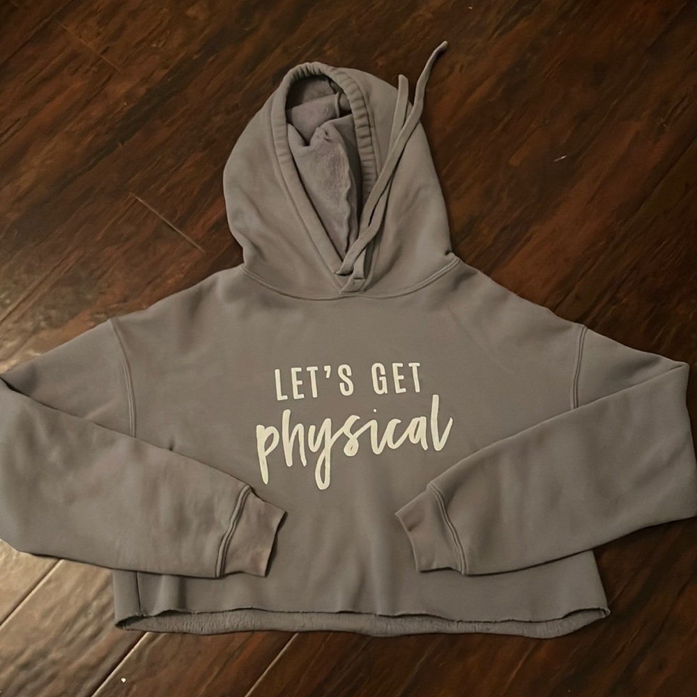 TIU cropped hoodie
